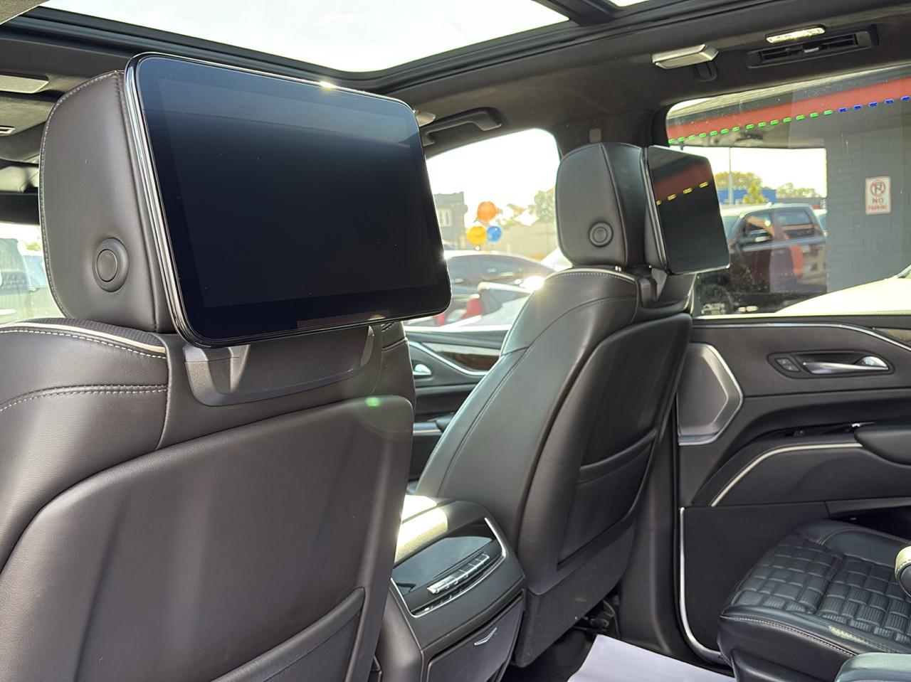 Cadillac Escalade ESV Sport Platinum AWD 2021