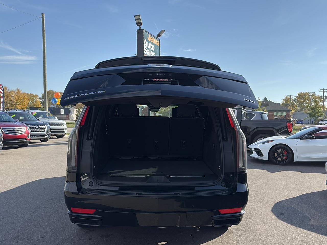Cadillac Escalade ESV Sport Platinum AWD 2021