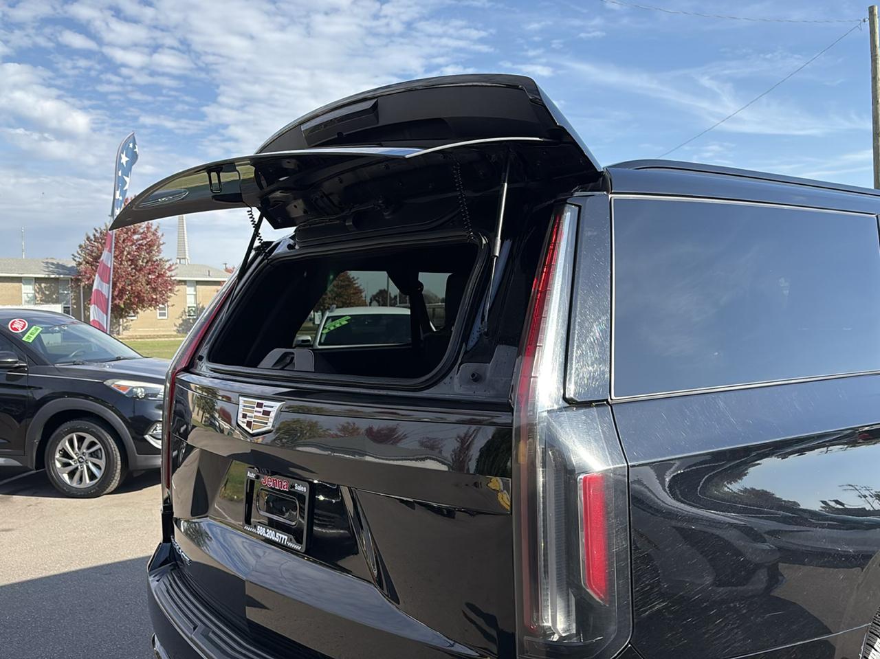 Cadillac Escalade ESV Sport Platinum AWD 2021