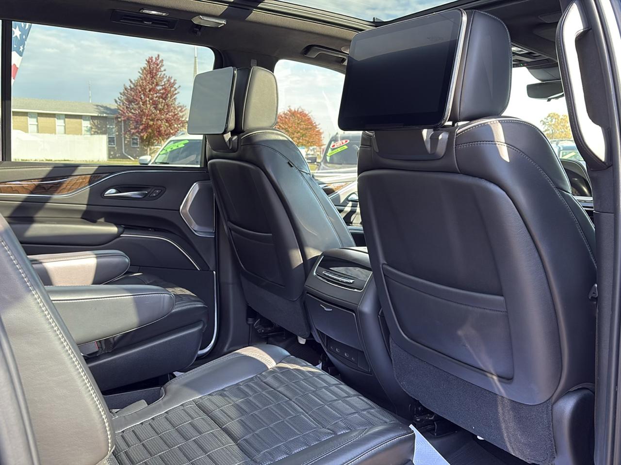 Cadillac Escalade ESV Sport Platinum AWD 2021