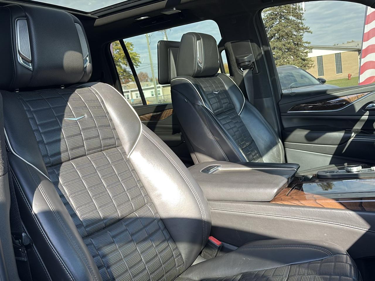 Cadillac Escalade ESV Sport Platinum AWD 2021