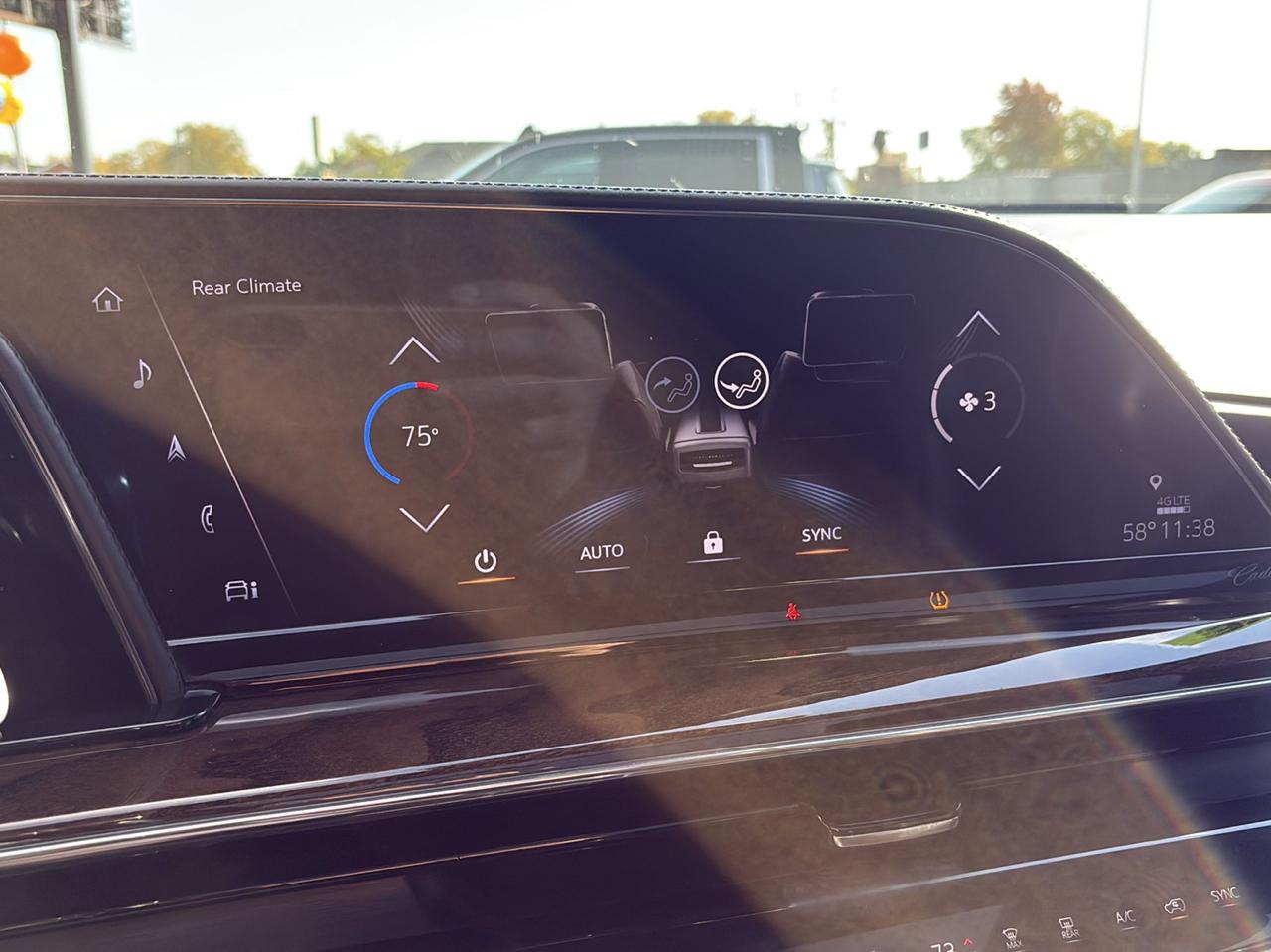 Cadillac Escalade ESV Sport Platinum AWD 2021