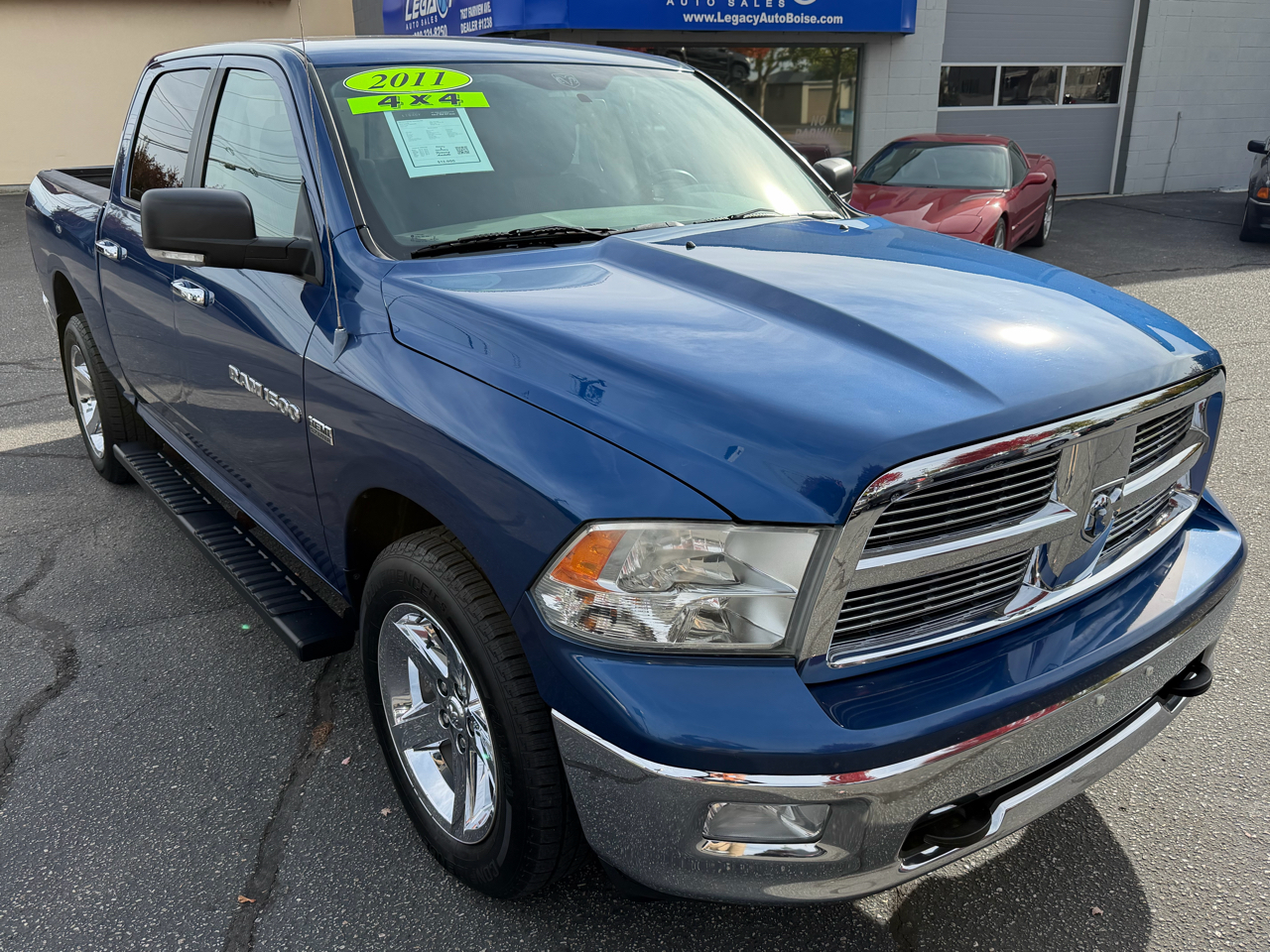 RAM 1500 SLT Crew Cab 4WD 2011