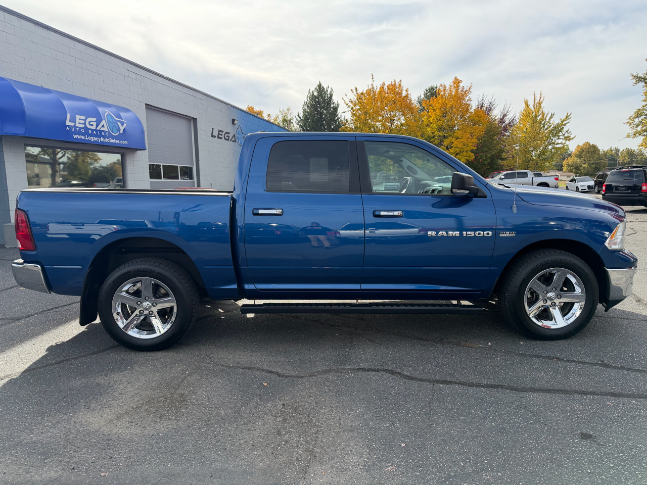 RAM 1500 SLT Crew Cab 4WD 2011