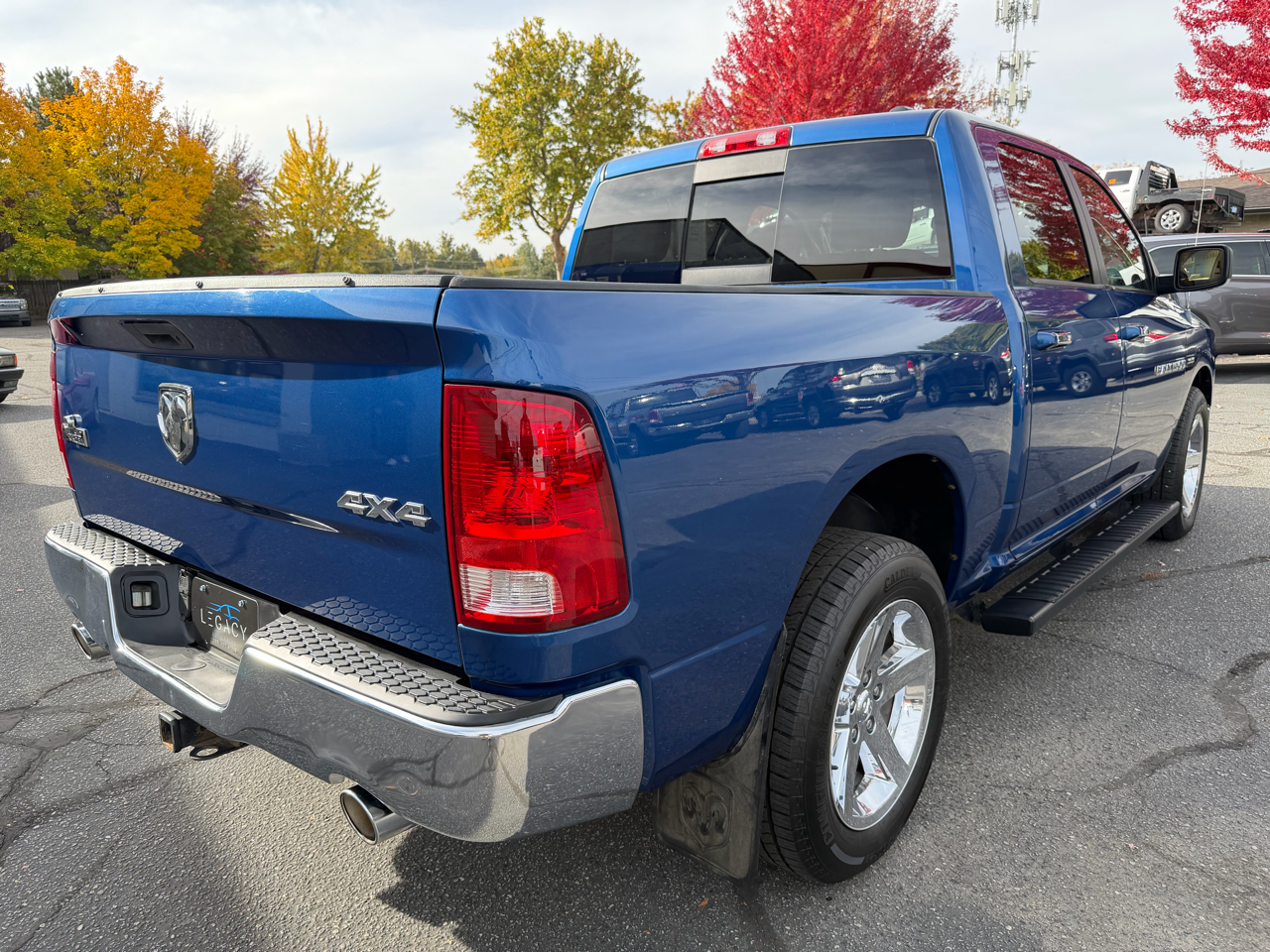 RAM 1500 SLT Crew Cab 4WD 2011