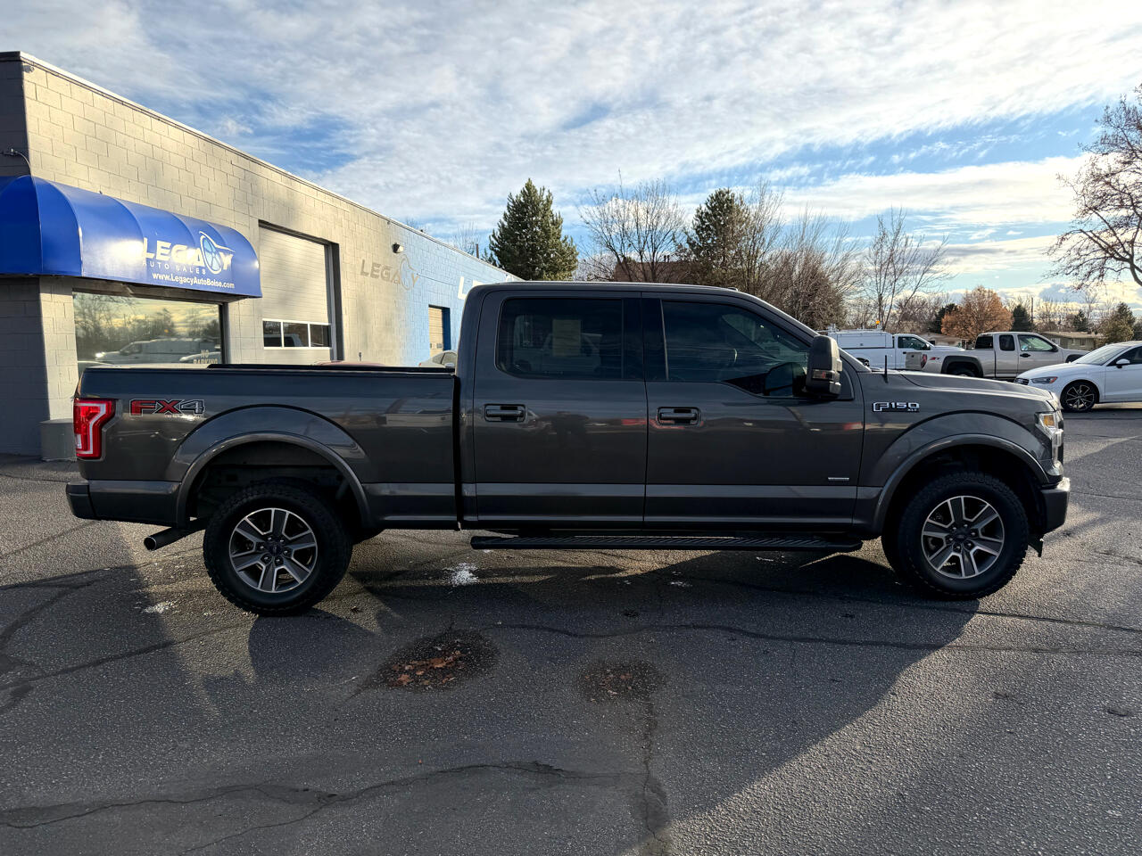 Ford F-150 FX4 SuperCrew 6.5-ft Box 4WD 2017