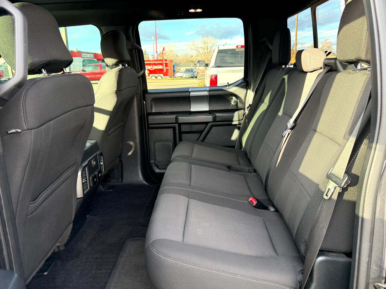 Ford F-150 FX4 SuperCrew 6.5-ft Box 4WD 2017