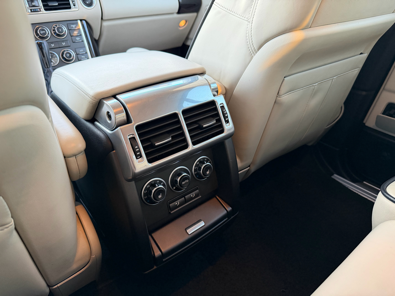 Land Rover Range Rover HSE 2012