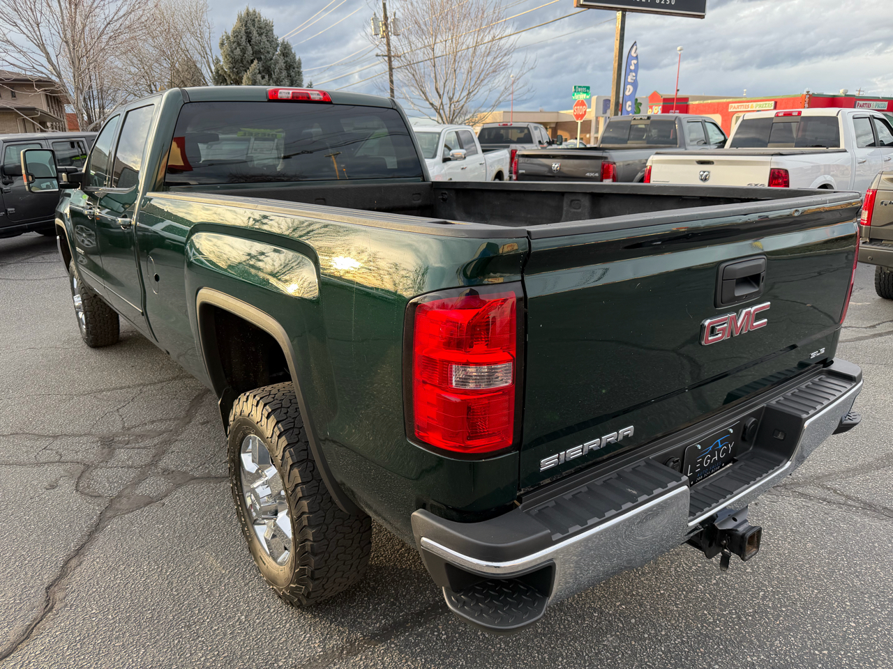 GMC Sierra 3500HD SLE Crew Cab Long Box 4WD 2015