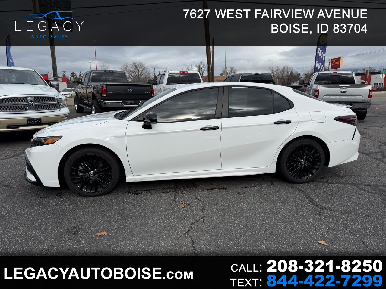 Toyota Camry SE Nightshade Edition AWD 2021