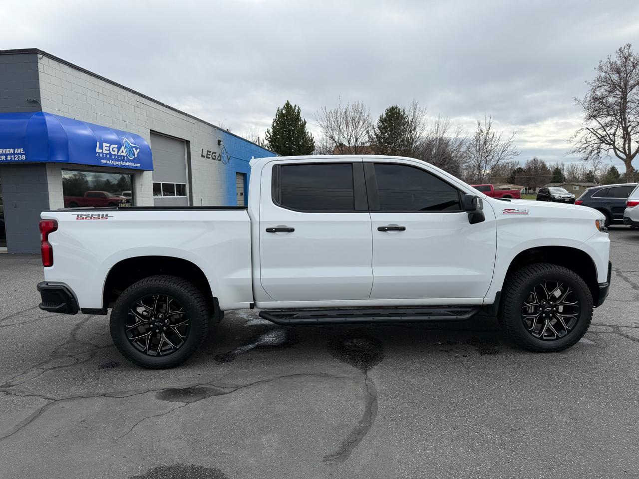Chevrolet Silverado 1500 LT Trail Boss Crew Cab 4WD 2019