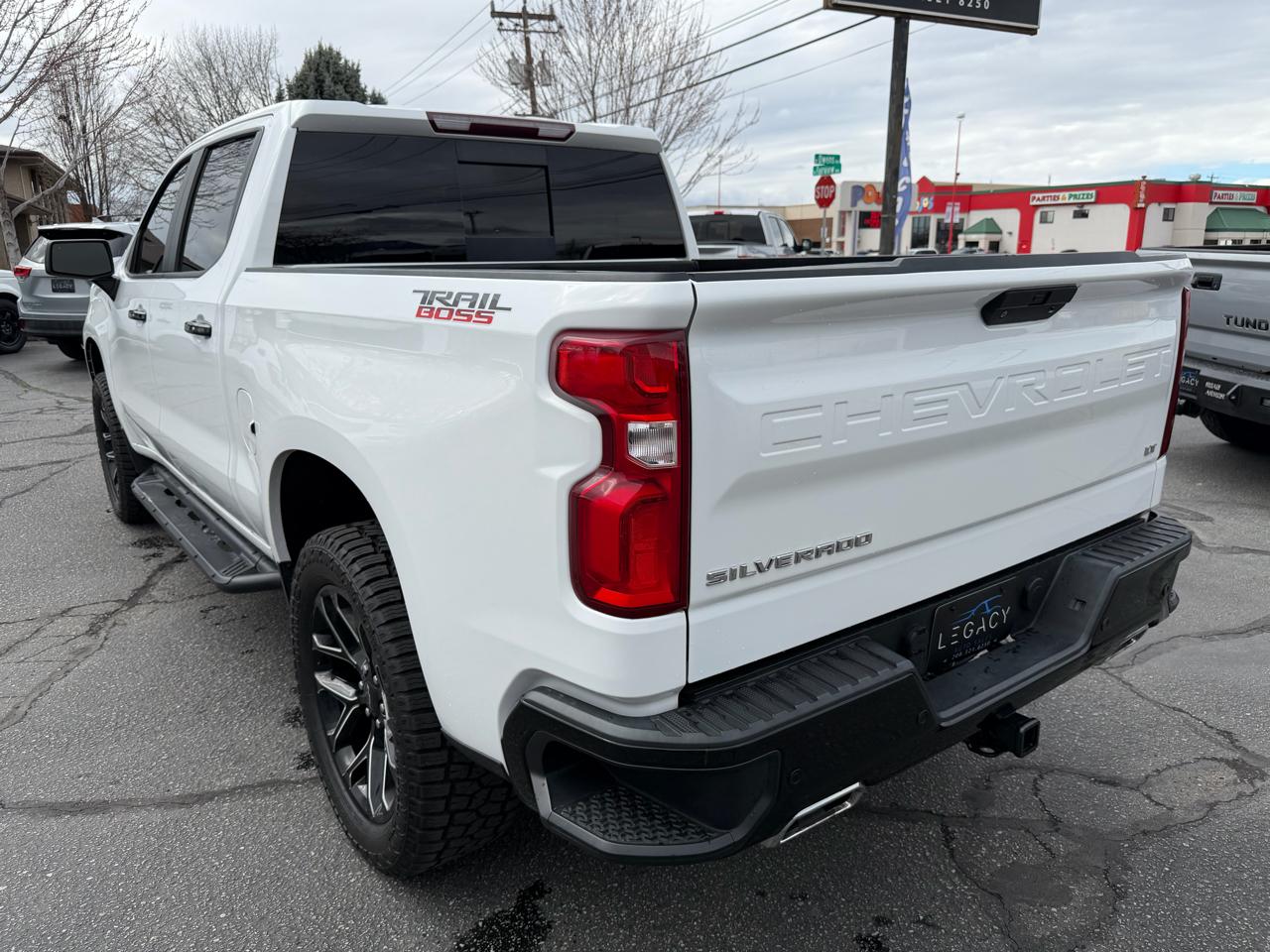 Chevrolet Silverado 1500 LT Trail Boss Crew Cab 4WD 2019