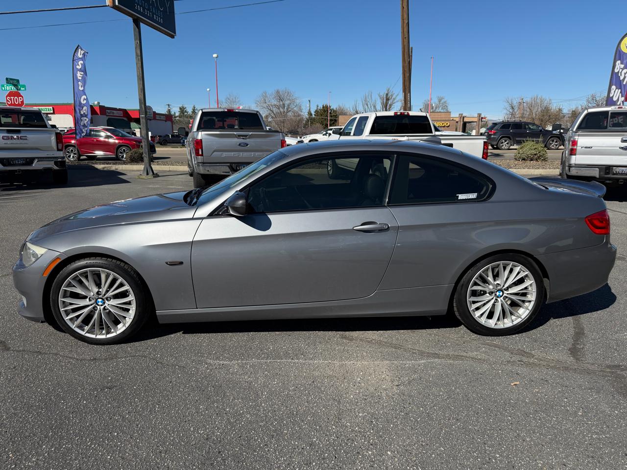 BMW 3-Series 335i Coupe 2011