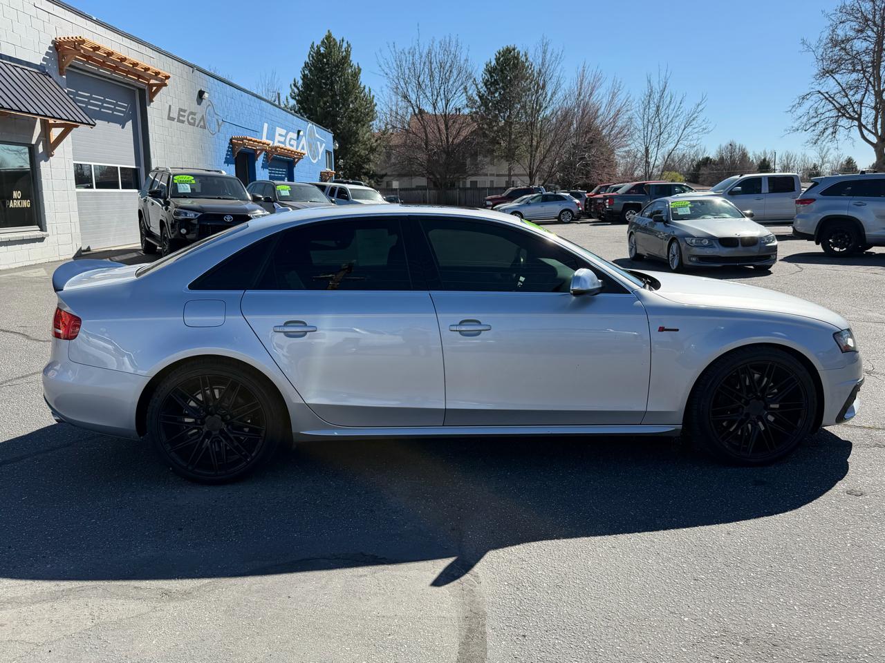 Audi S4 Sedan quattro S tronic 2012