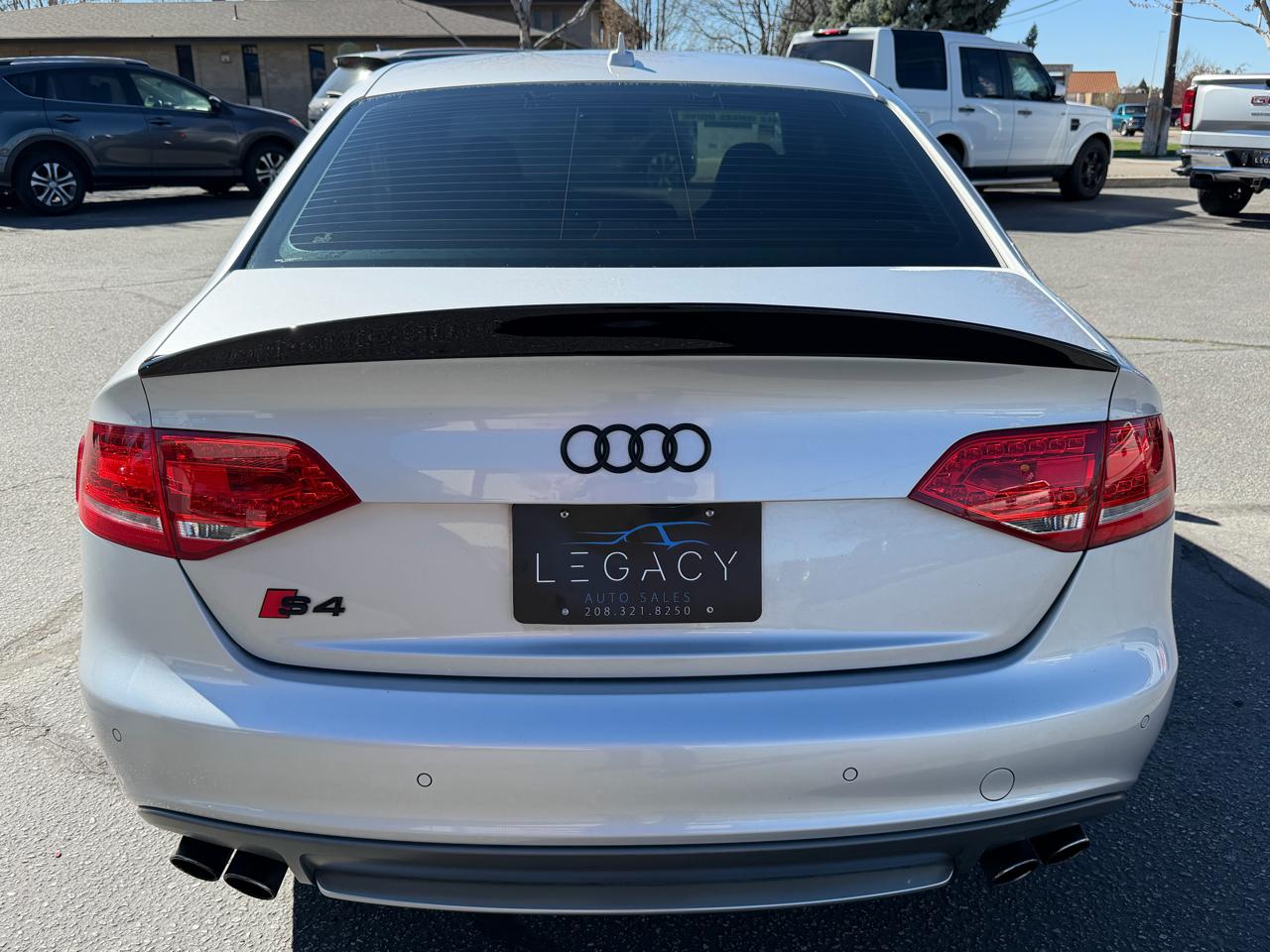 Audi S4 Sedan quattro S tronic 2012