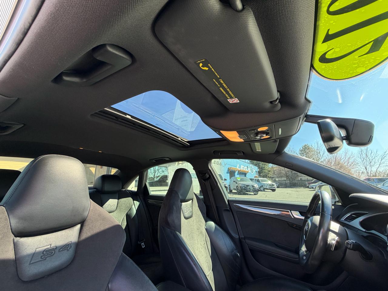 Audi S4 Sedan quattro S tronic 2012