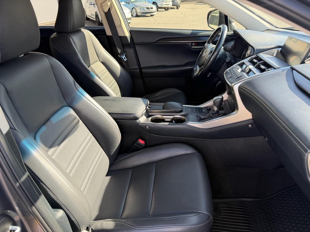 Lexus NX 200t AWD 2016