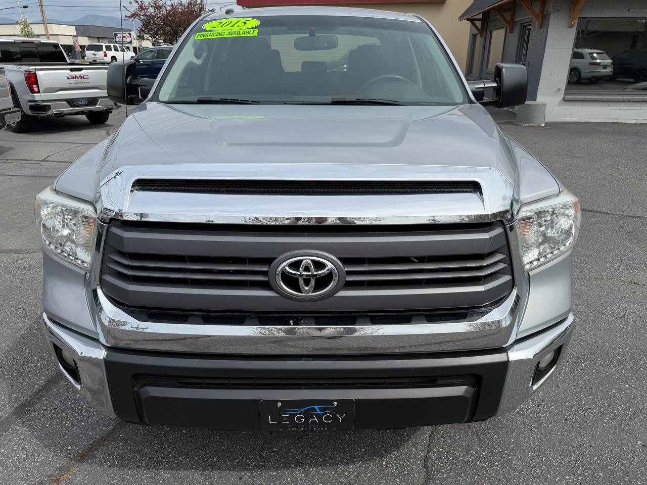 Toyota Tundra SR5 5.7L V8 CrewMax 4WD 2015