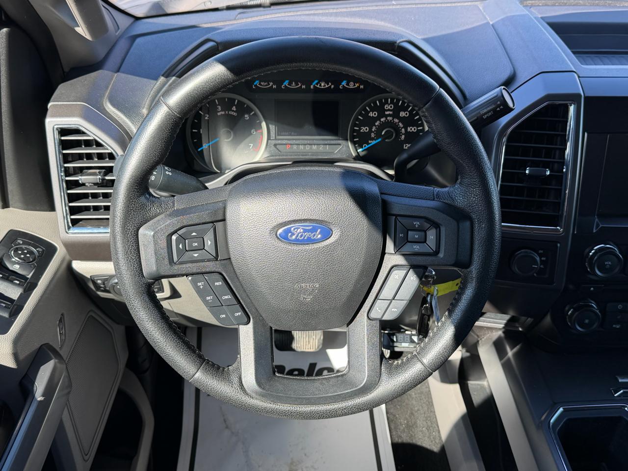 Ford F-150 XLT 4x4 SuperCrew 2015