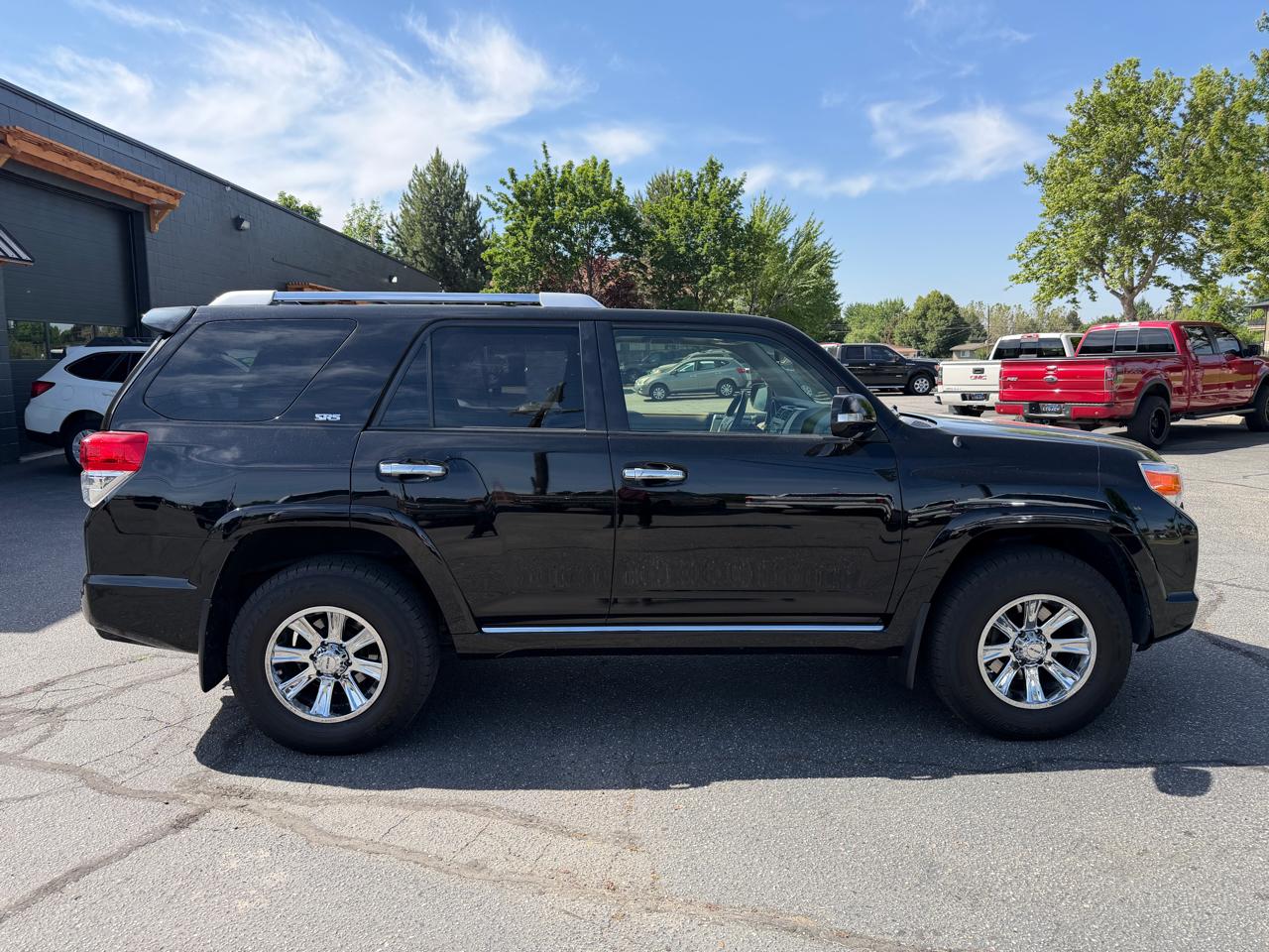Toyota 4Runner 4WD 4dr V6 Limited (Natl) 2012