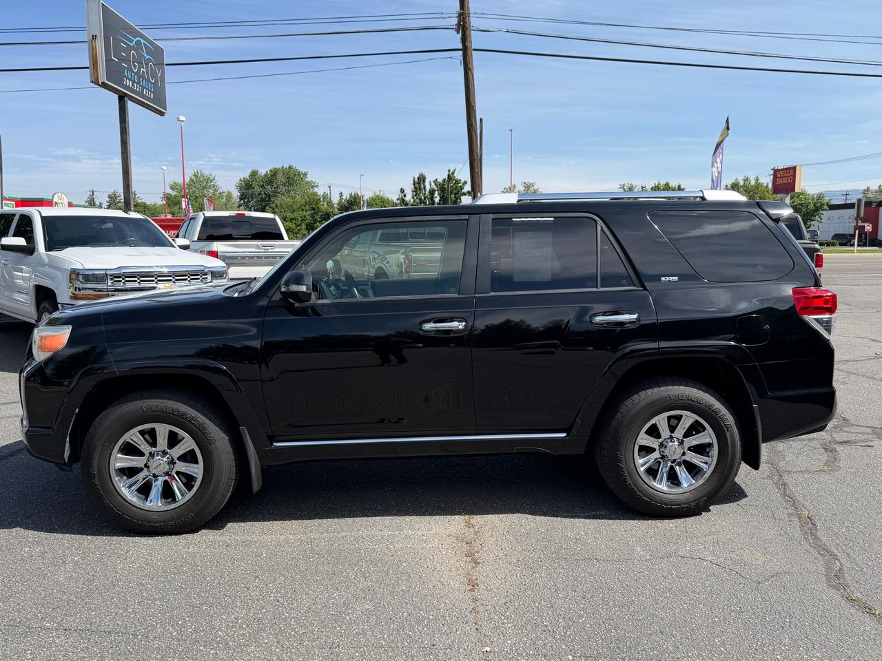 Toyota 4Runner 4WD 4dr V6 Limited (Natl) 2012