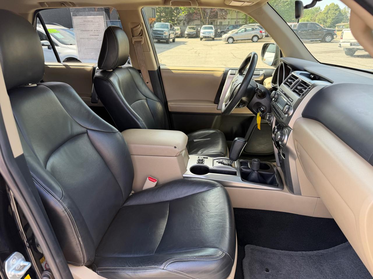 Toyota 4Runner 4WD 4dr V6 Limited (Natl) 2012
