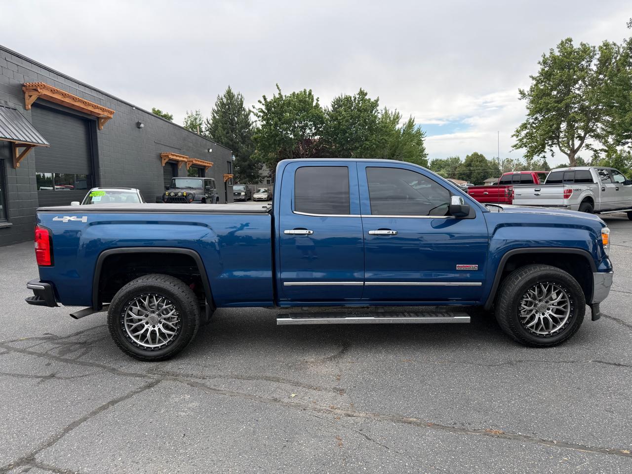 GMC Sierra 1500 4WD Double Cab 147" SLE 2015