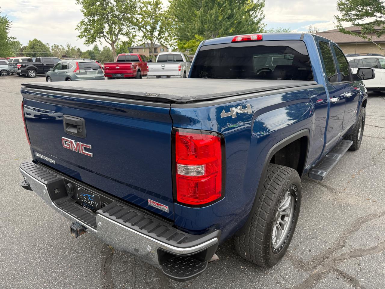 GMC Sierra 1500 4WD Double Cab 147" SLE 2015