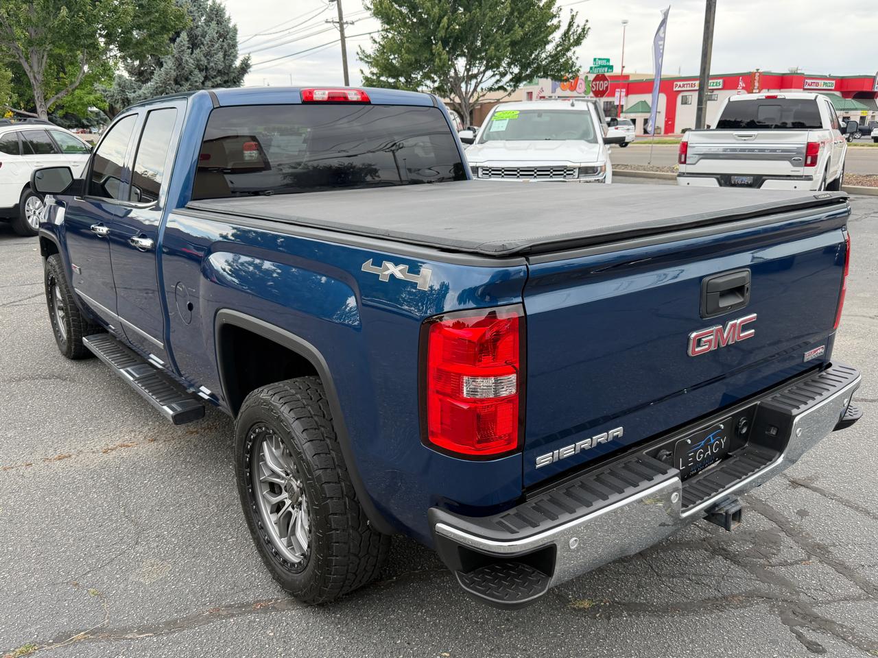 GMC Sierra 1500 4WD Double Cab 147" SLE 2015