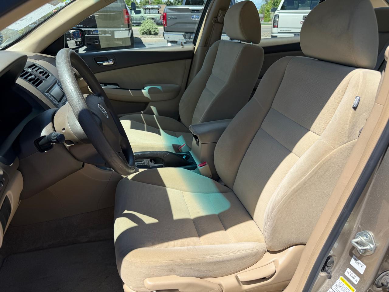 Honda Accord LX sedan AT 2006