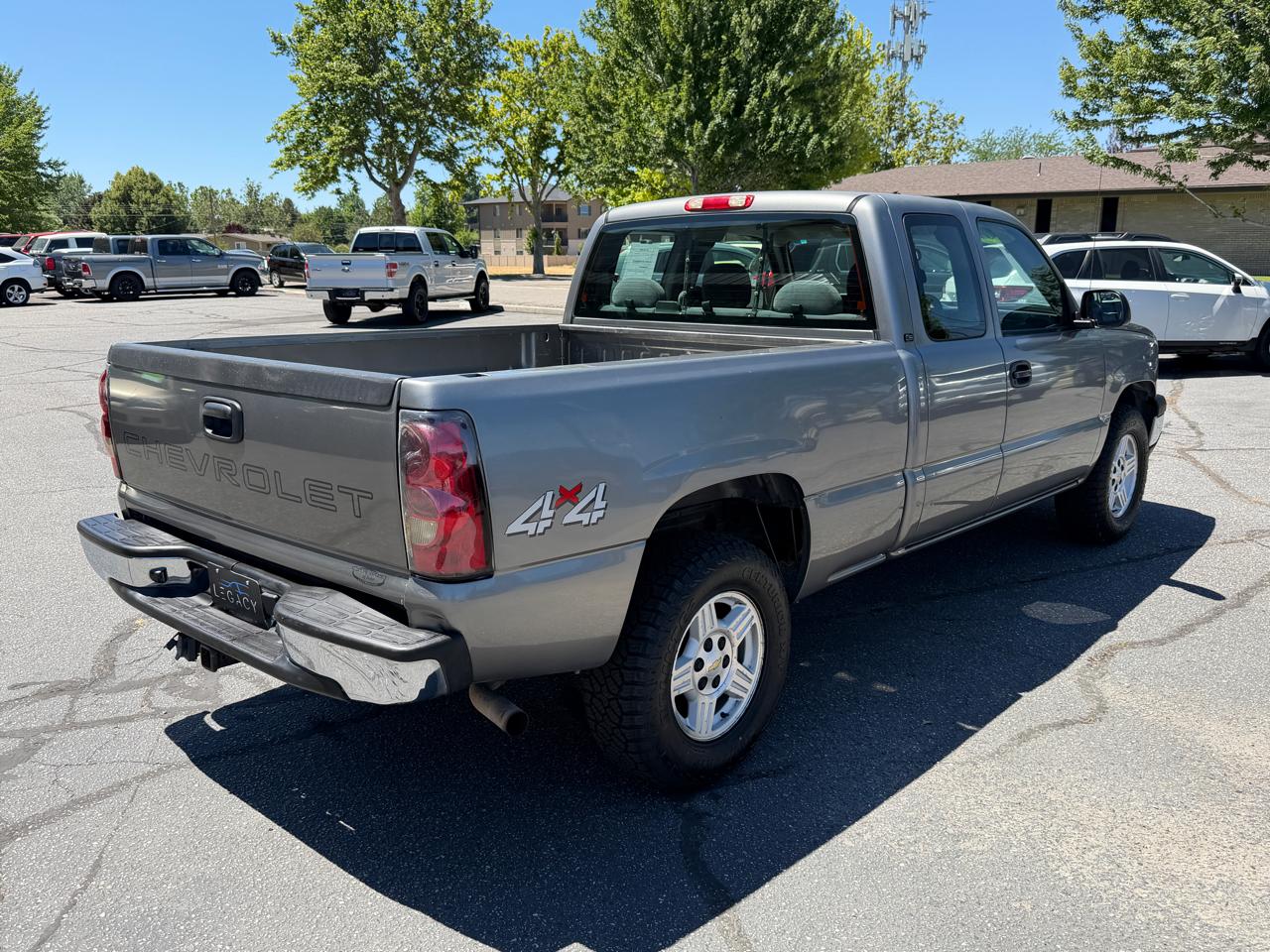 Chevrolet Silverado Classic 1500 Work Truck Ext. Cab Long Box 4WD 2007