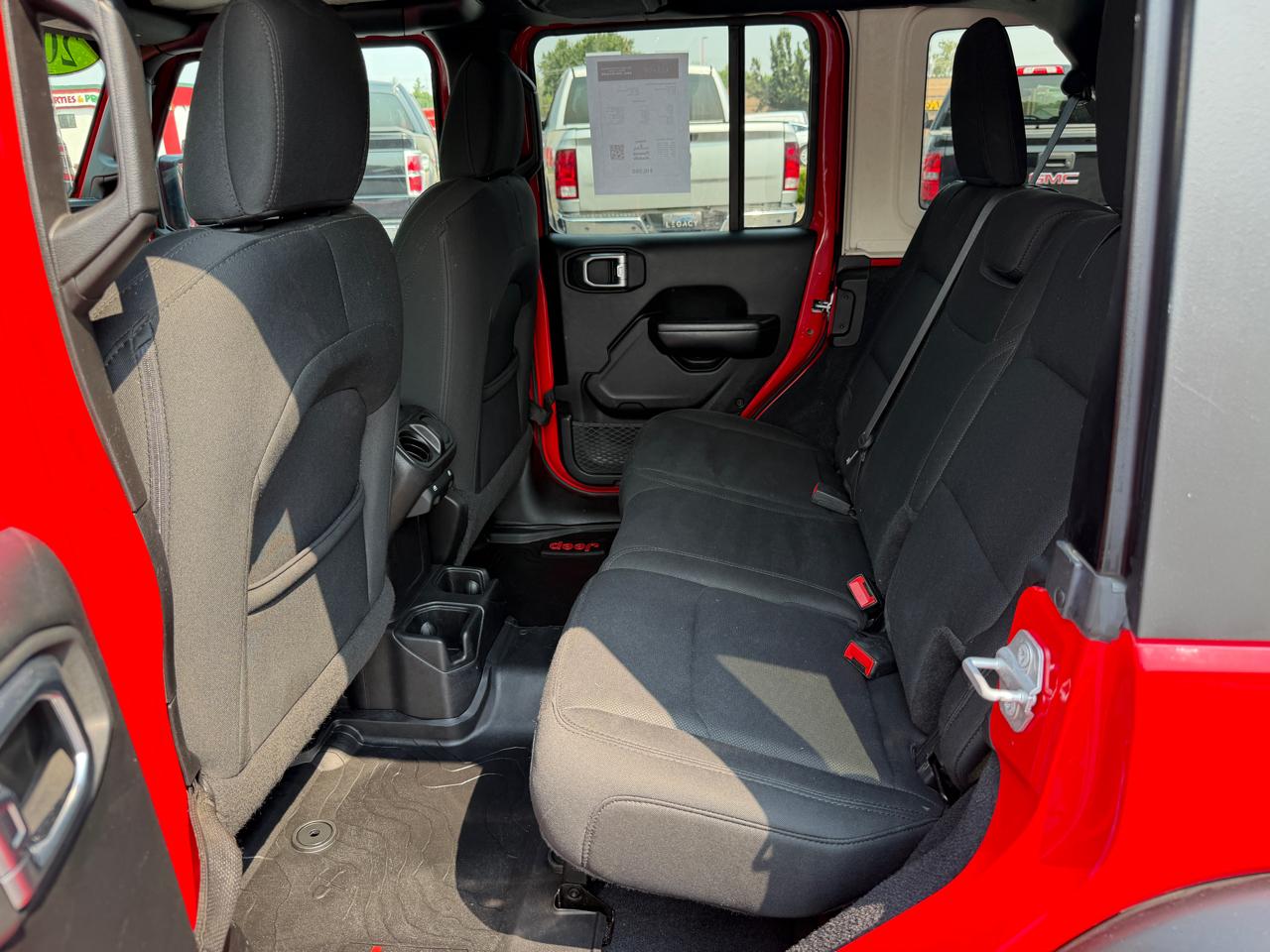 Jeep Wrangler Unlimited Sport 2019