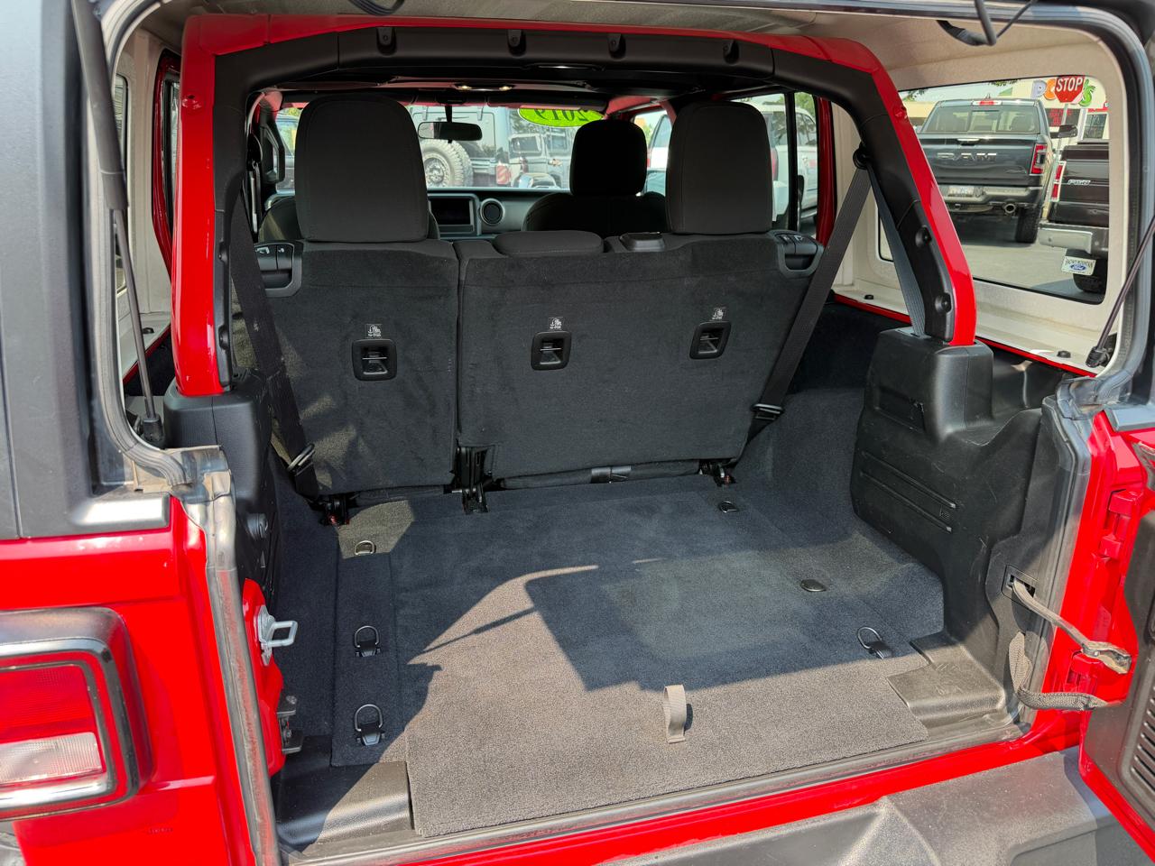 Jeep Wrangler Unlimited Sport 2019