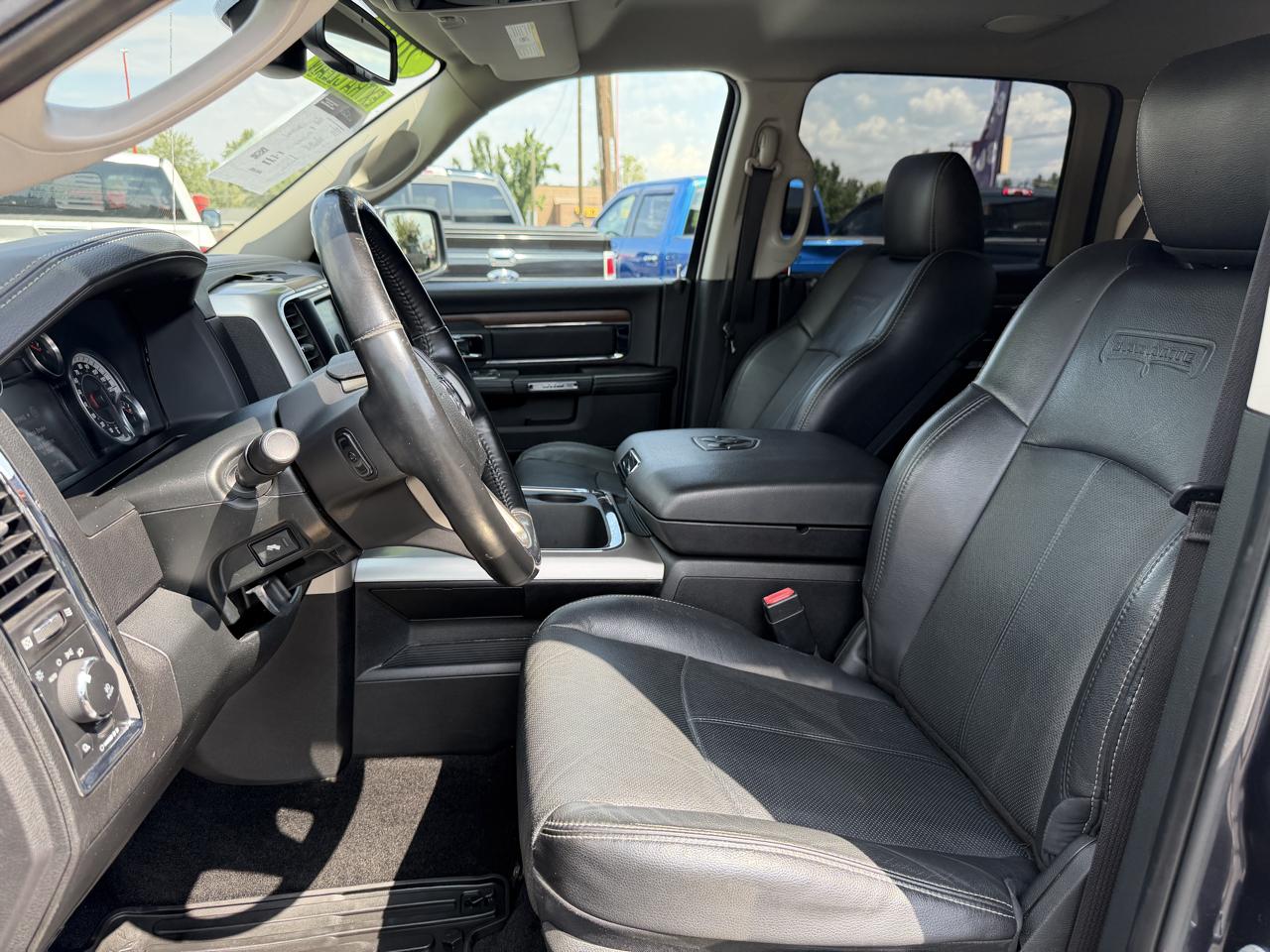 RAM 1500 Laramie Crew Cab SWB 4WD 2018