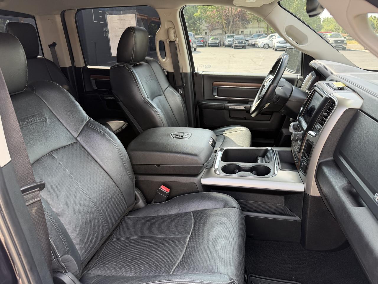 RAM 1500 Laramie Crew Cab SWB 4WD 2018
