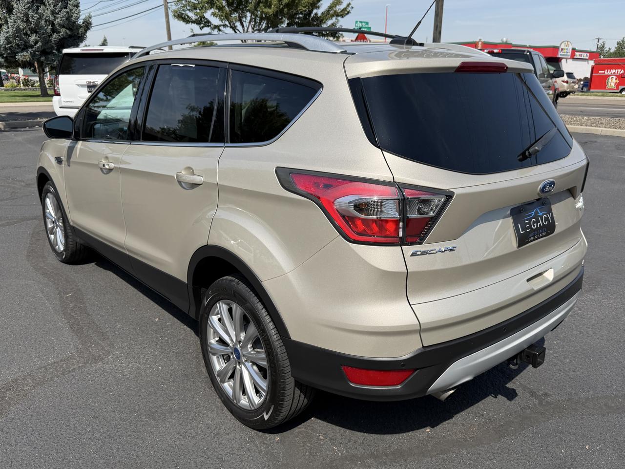 Ford Escape Titanium 4WD 2017