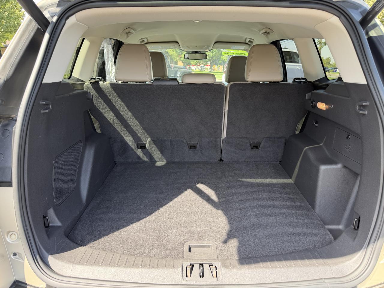 Ford Escape Titanium 4WD 2017