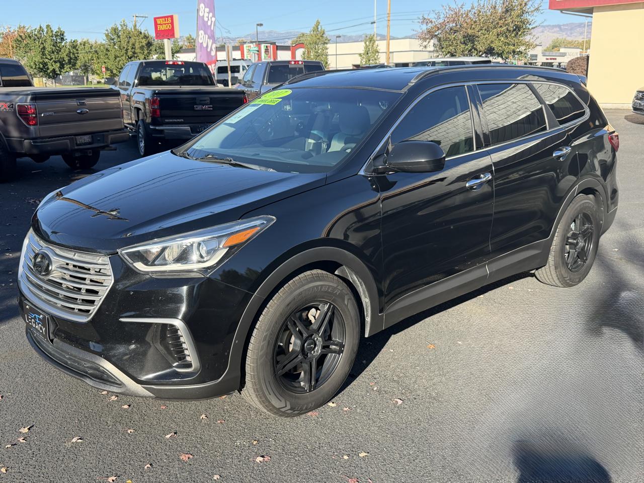 Hyundai Santa Fe photo 3