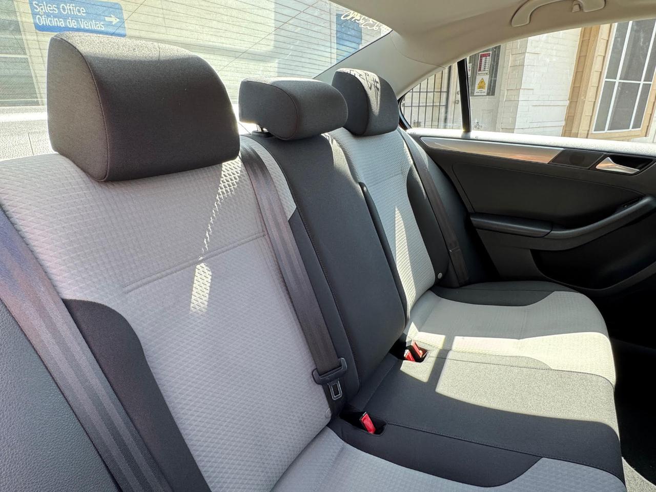 Volkswagen Jetta S 2017