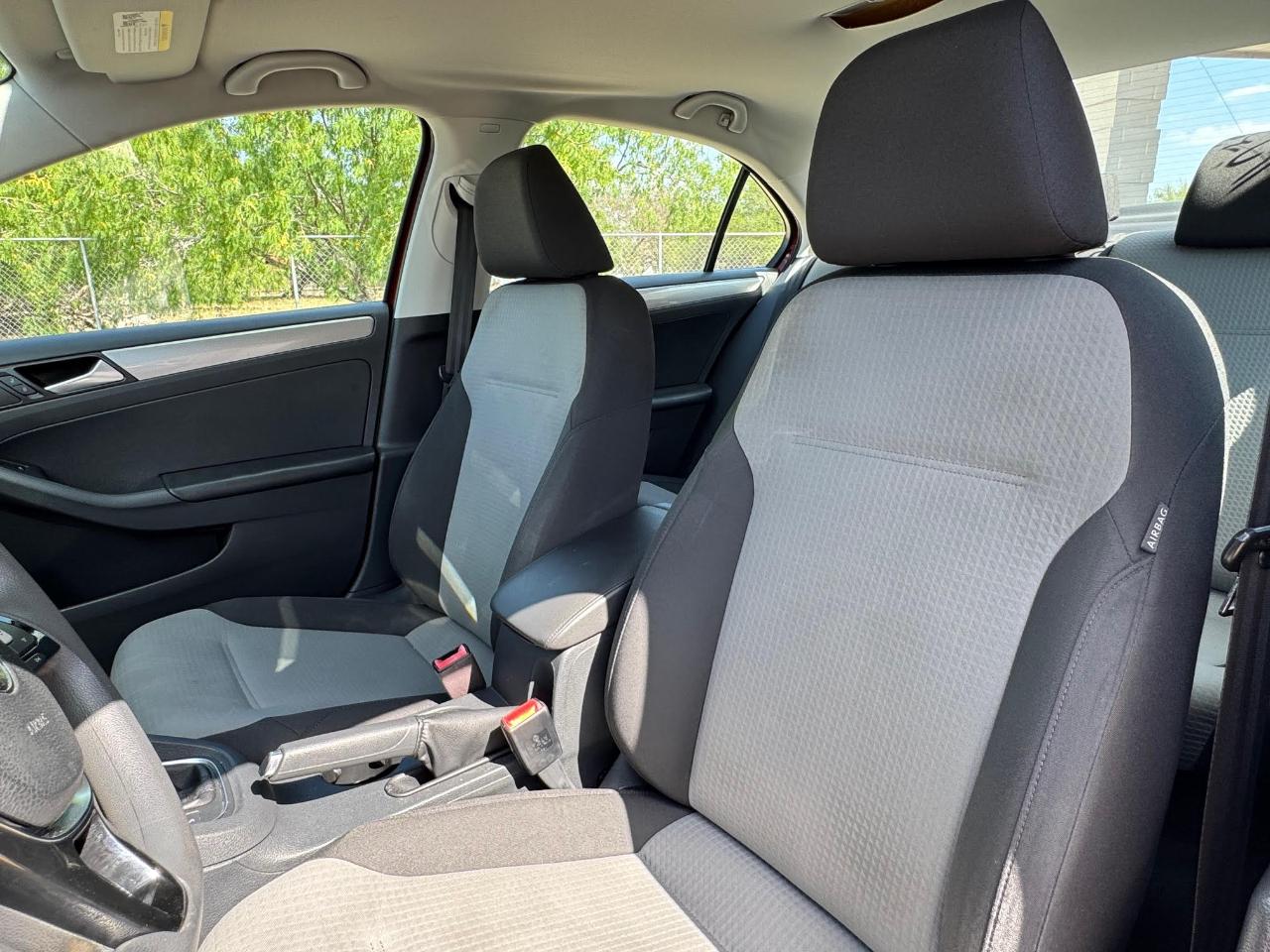 Volkswagen Jetta S 2017