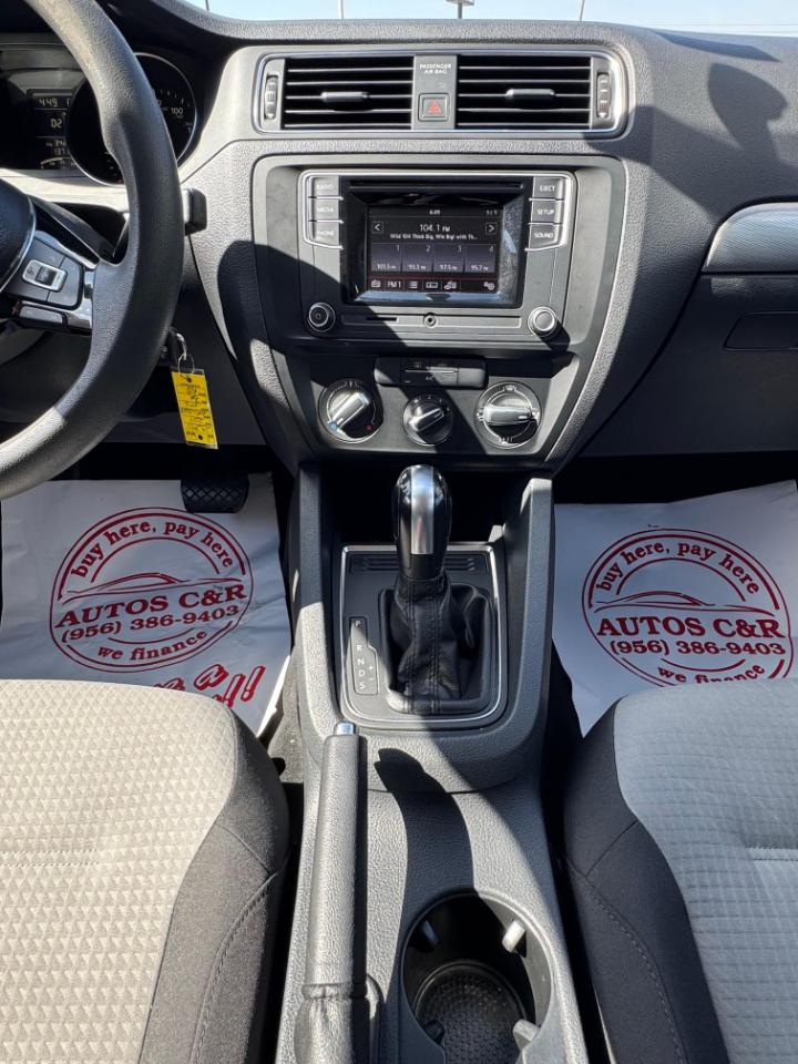 Volkswagen Jetta S 2017