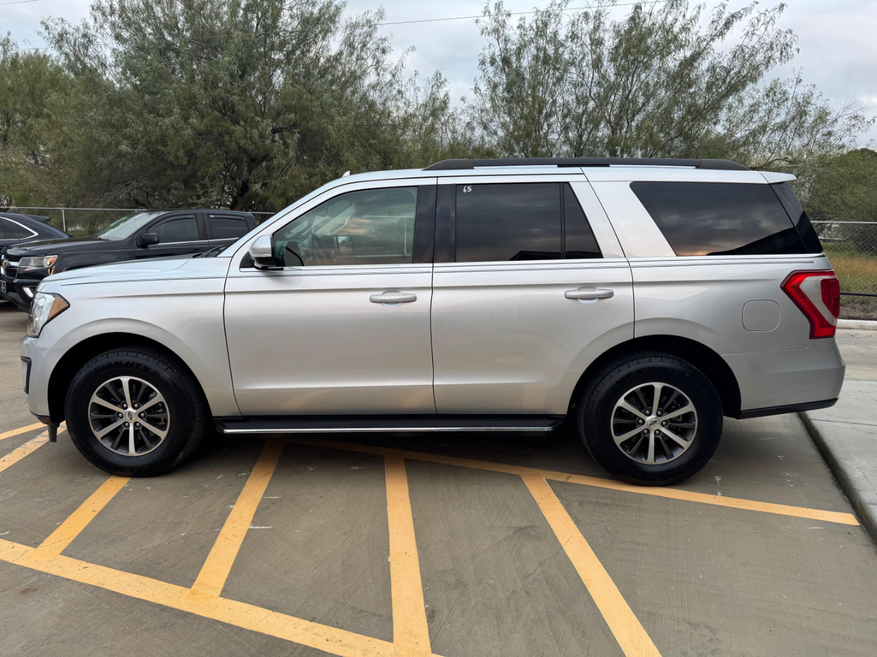 Ford Expedition XLT 2018