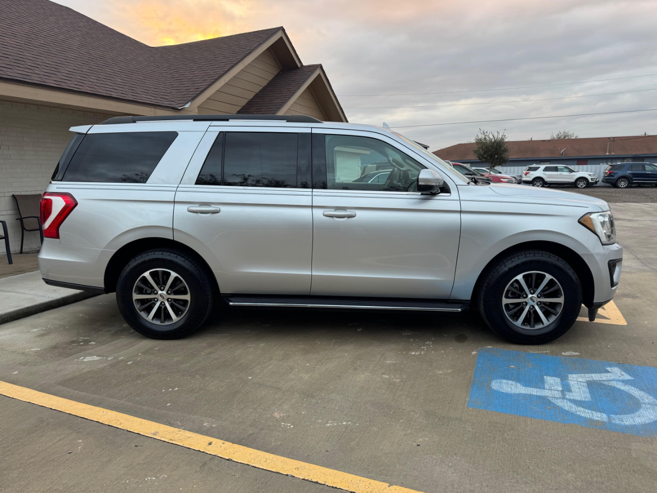 Ford Expedition XLT 2018