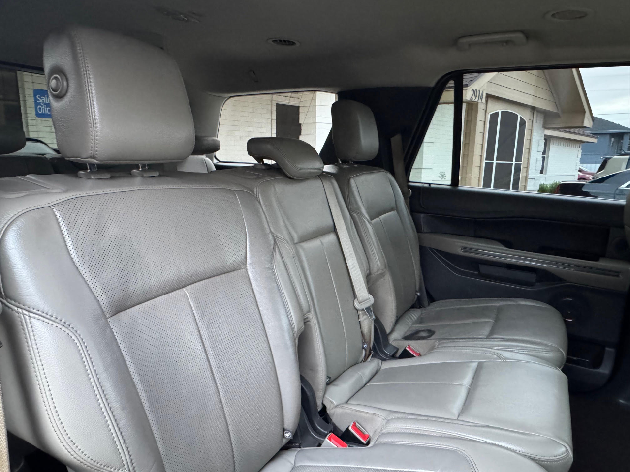 Ford Expedition XLT 2018