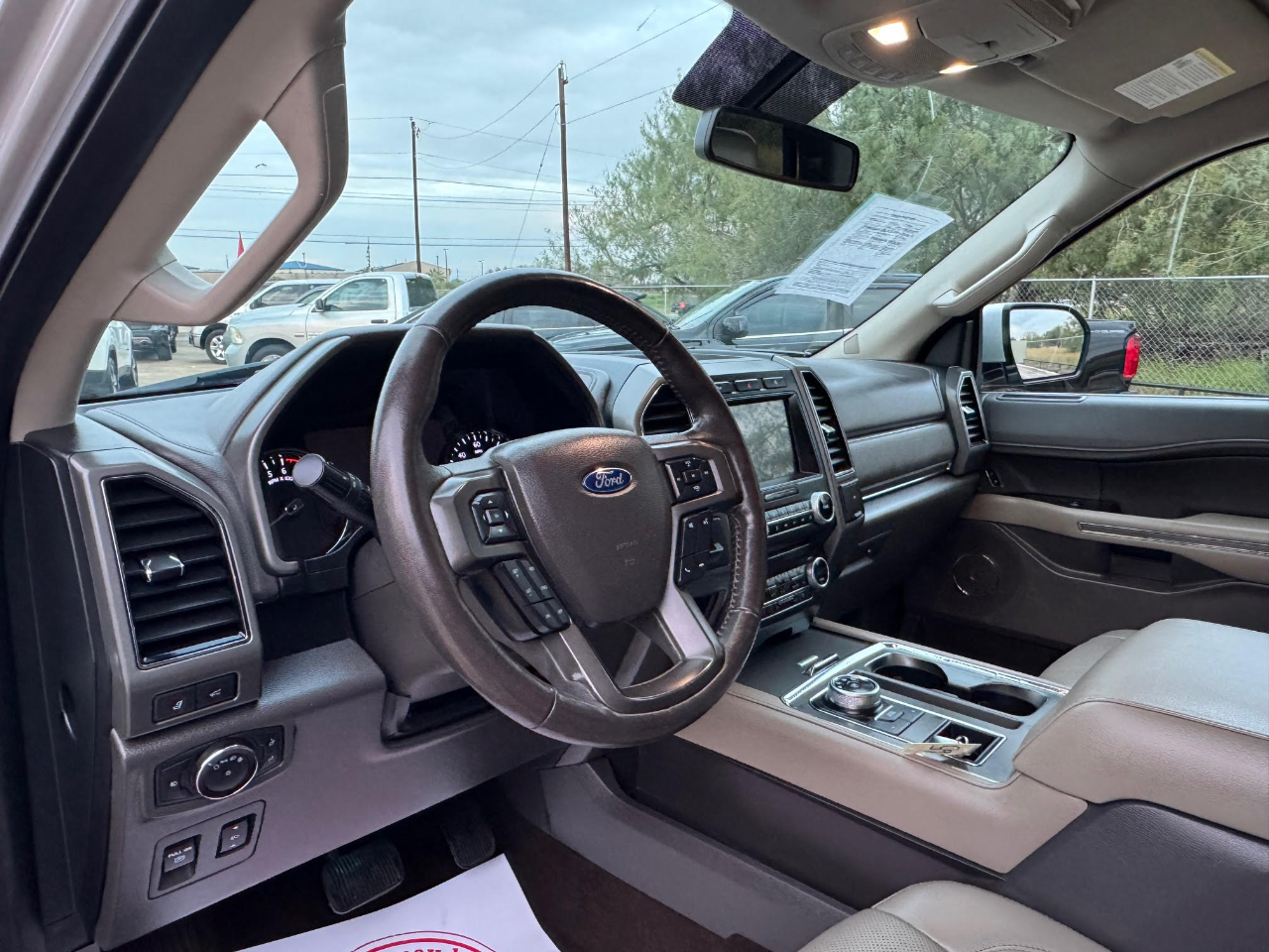 Ford Expedition XLT 2018