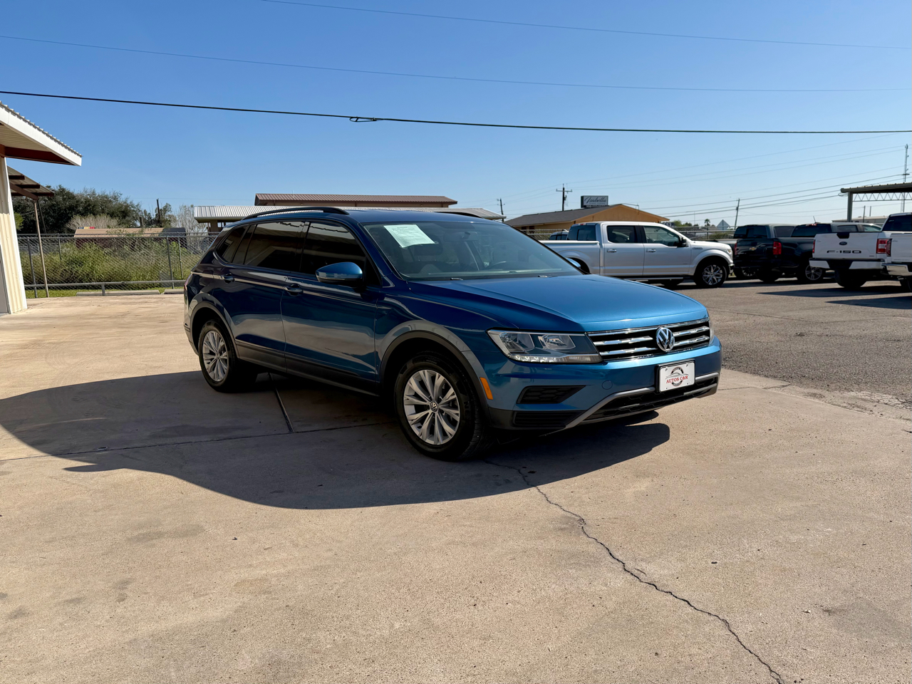 Volkswagen Tiguan S 2018