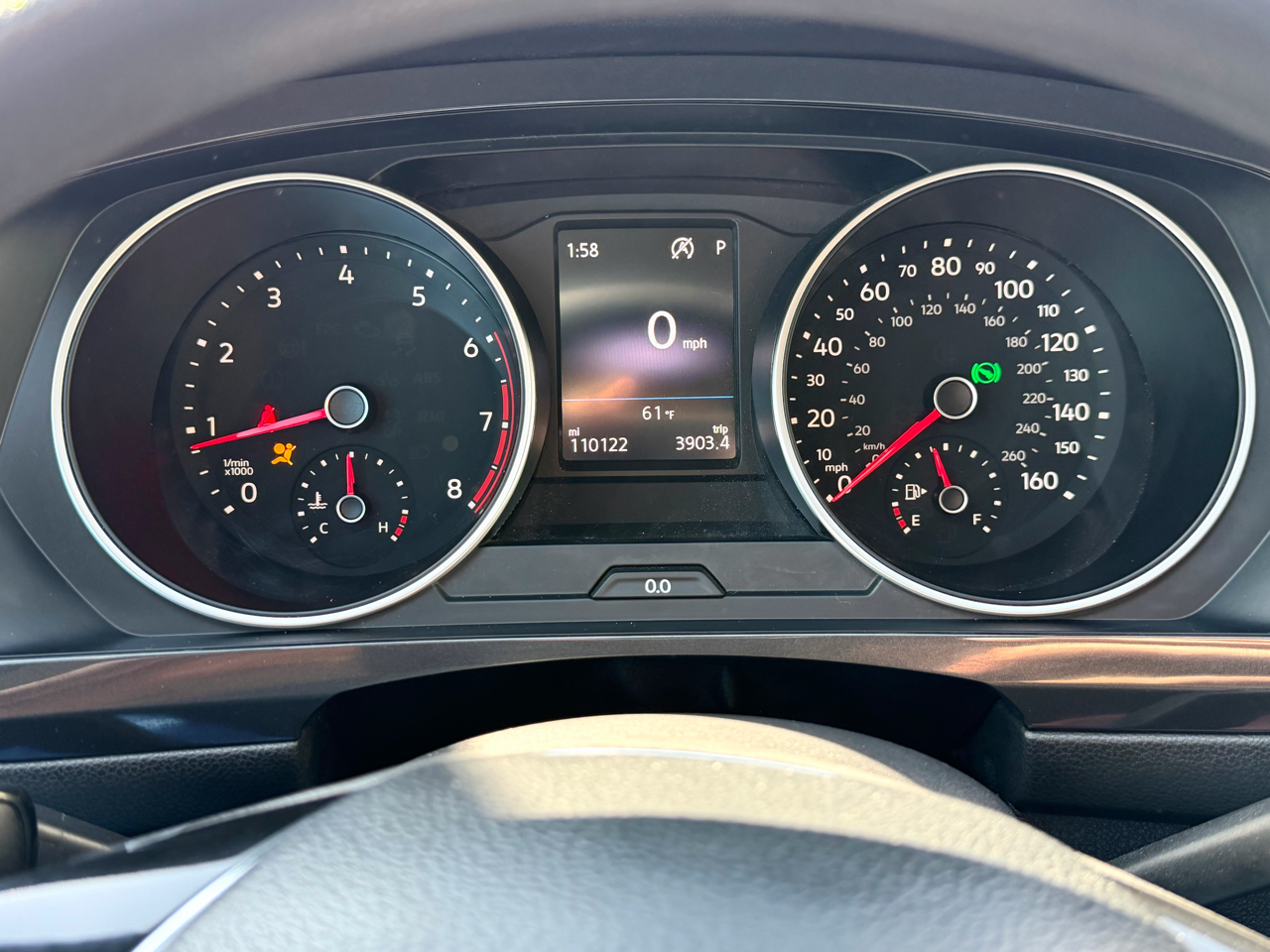 Volkswagen Tiguan S 2018