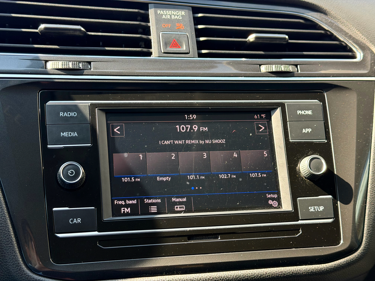 Volkswagen Tiguan S 2018