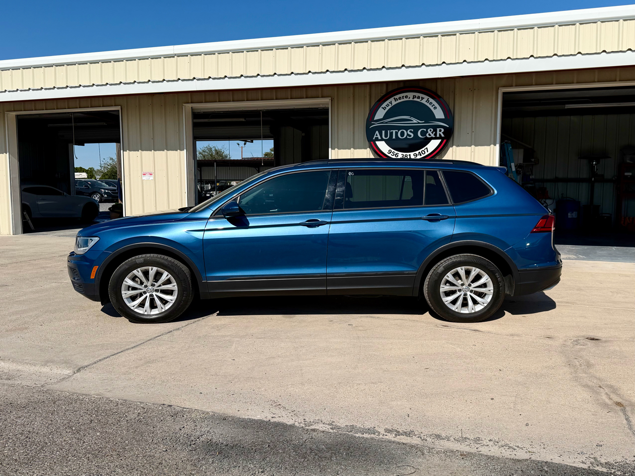 Volkswagen Tiguan S 2018