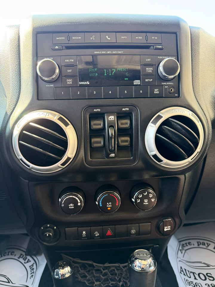 Jeep Wrangler Sahara 2017